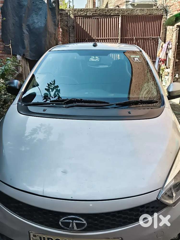 Tata Tiago Petrol 2018