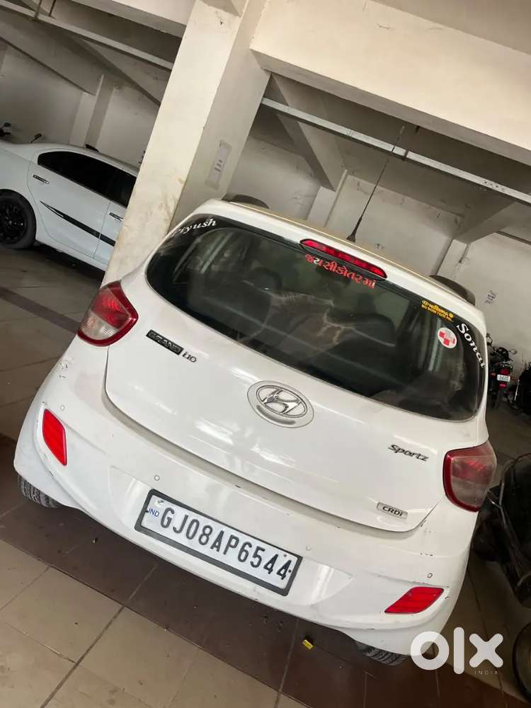 Hyundai Grand I10 Prime 2015 Diesel 150000 Km Driven