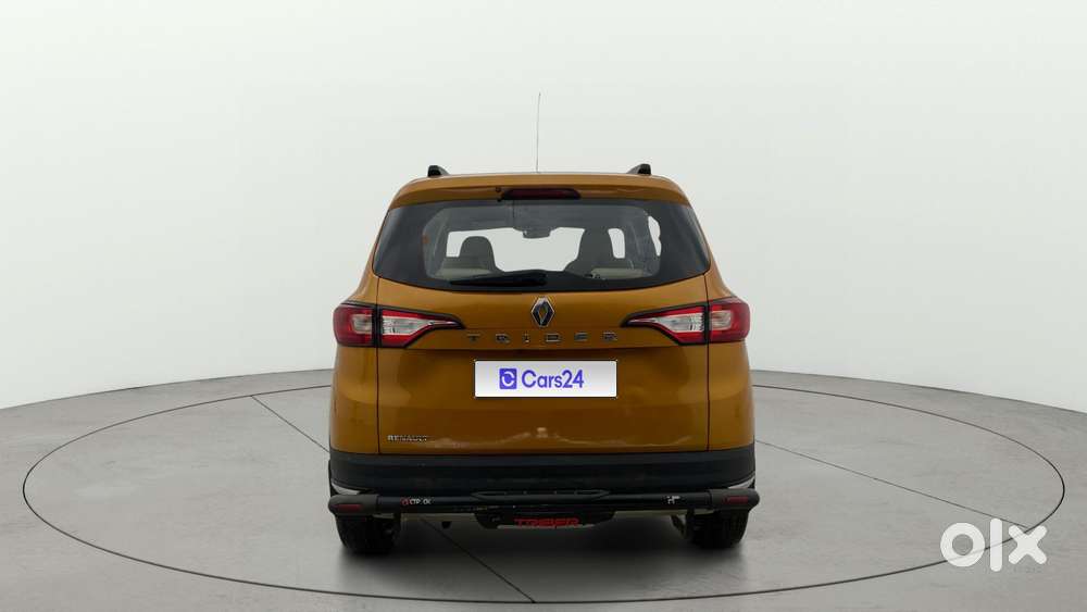 Renault Triber Rxz, 2022, Petrol