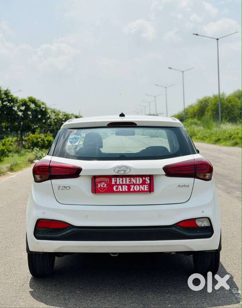 Hyundai I20 Petrol Asta Option, 2018, Petrol
