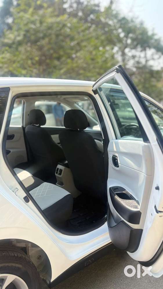Hyundai New I20 2024 Petrol 22000 Km Driven