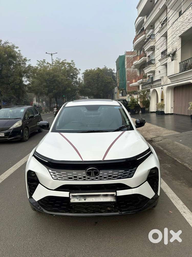 Tata Curvv Creative 1.2 Revotron Petrol 6mt, 2025, Petrol