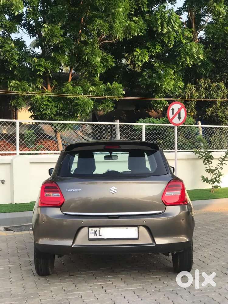 Maruti Suzuki Swift 2022 Petrol 37000 Km Driven