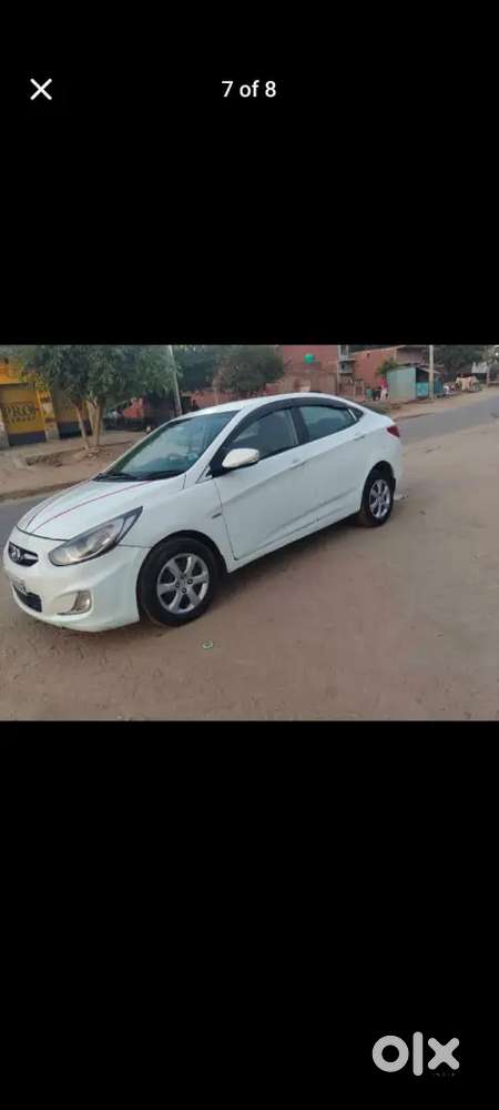 Hyundai Verna 2013 मॉडल गाड़ी है गाड़ी Full Condation में है
