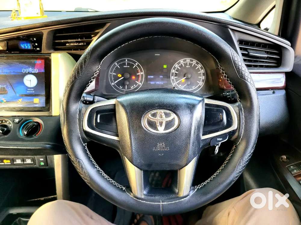 Toyota Innova Crysta 2016