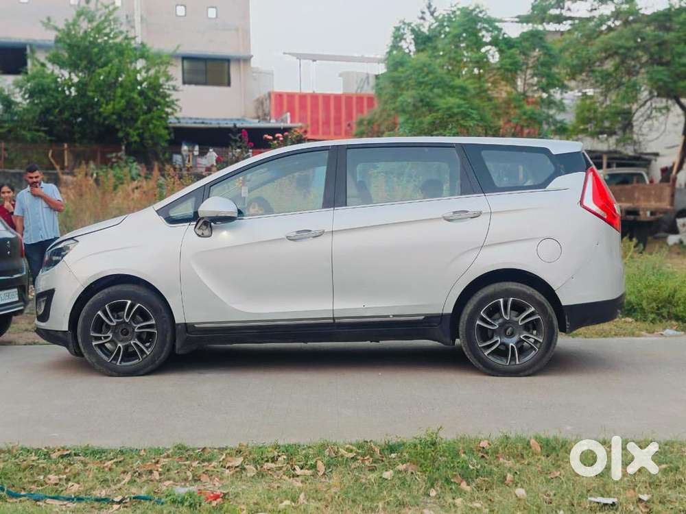 Mahindra Marazzo 2018 Diesel Well Maintained
