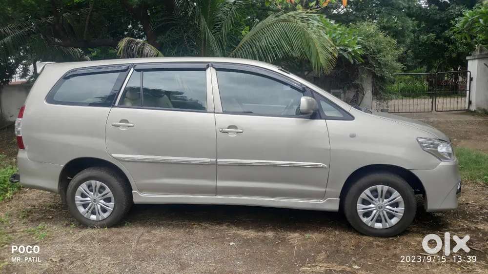 Toyota Innova 2.5 G 2013