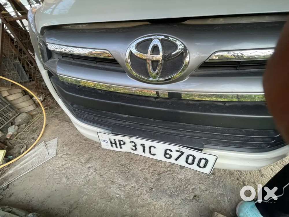 Toyota Innova Crysta December 2016 Diesel Manual