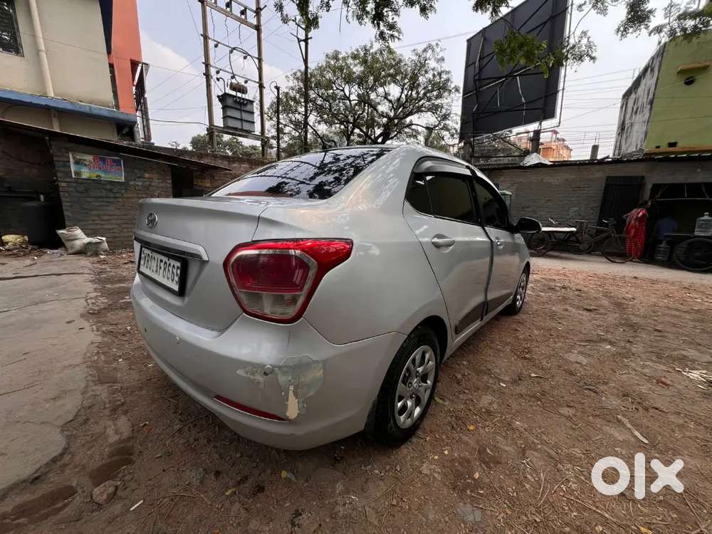 Hyundai Xcent 2014 Tax 2029