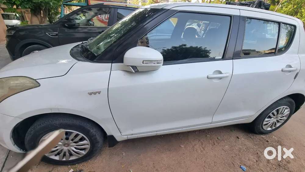 Maruti Suzuki Swift Vxi 2012