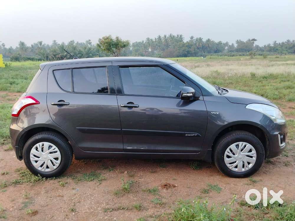 Maruti Suzuki Swift Vxi Optional, 2016, Petrol