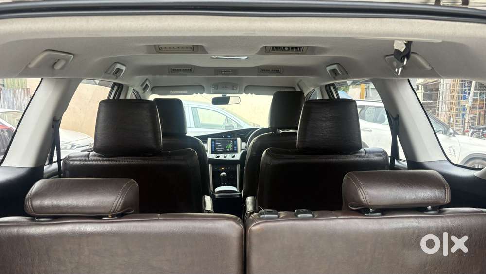 Toyota Innova Crysta 2.4 G Mt 7 Str, 2019, Diesel