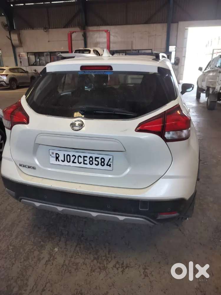 I Am Doctor I Am Saling My Car