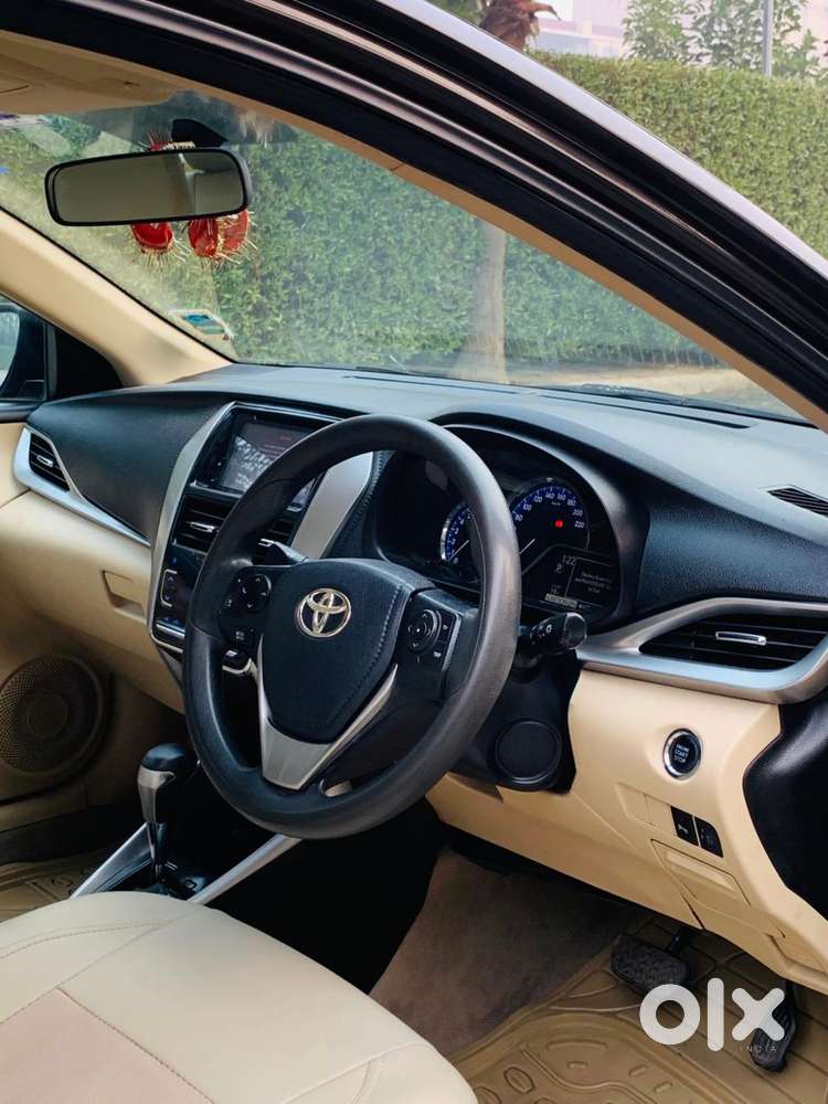 Toyota Yaris G Cvt, 2019, Petrol