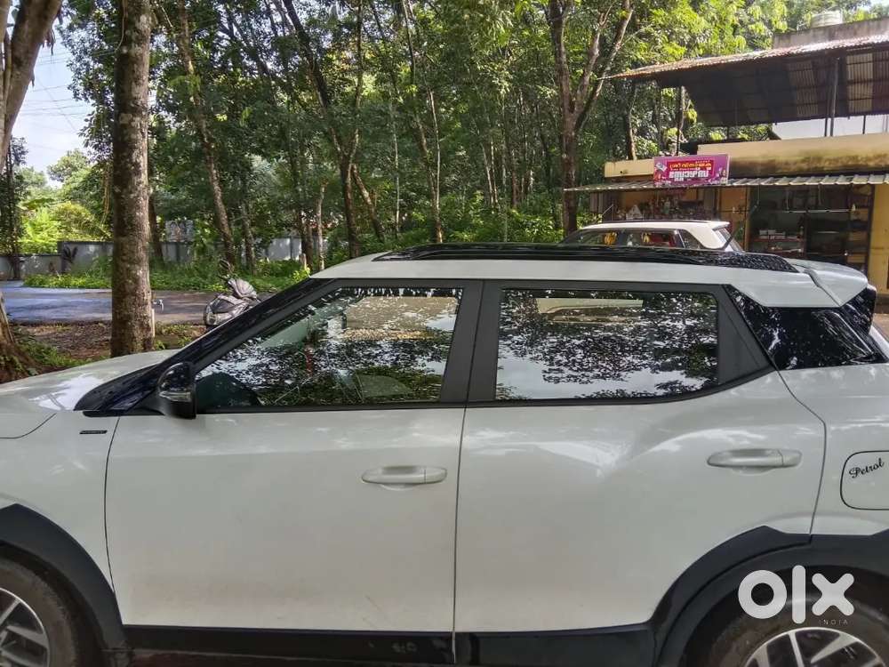 Mahindra Xuv 3xo Ax5 Petrol At 2025