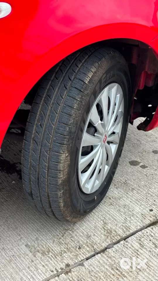 Maruti Suzuki Swift Vxi, 2011, Petrol