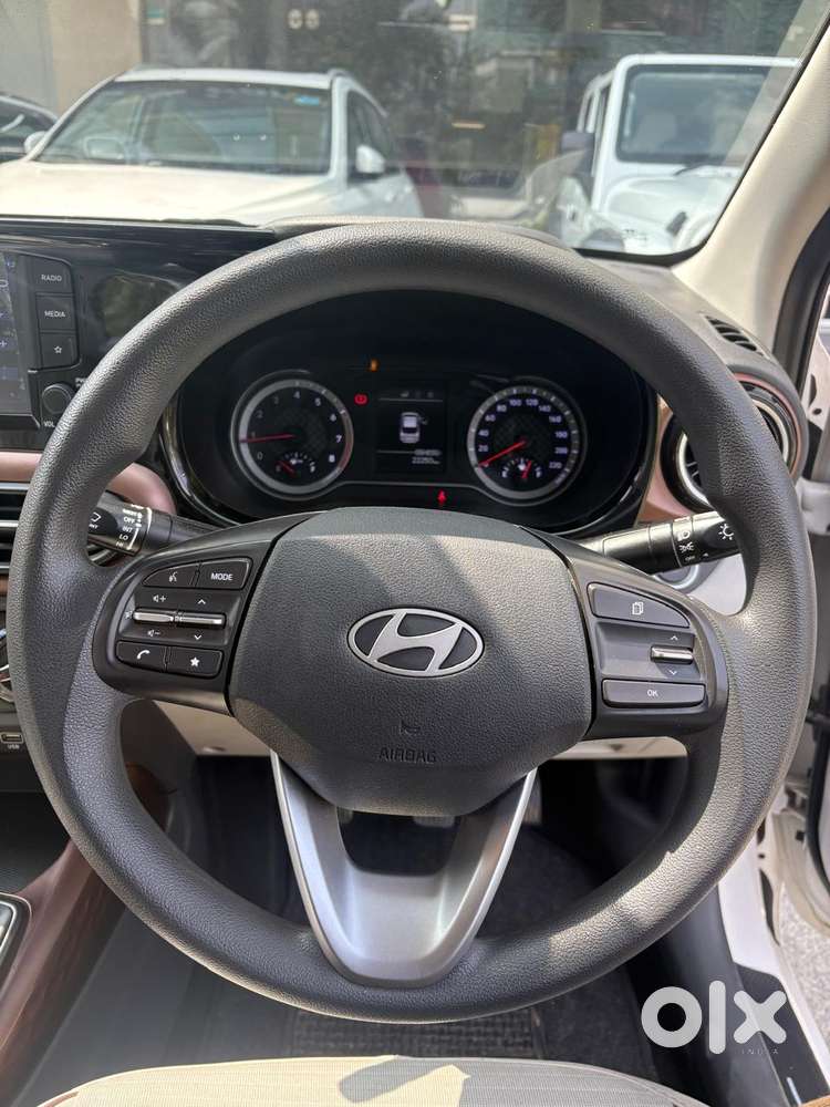 Hyundai Aura 1.2 Sx Cng, 2024, Cng & Hybrids