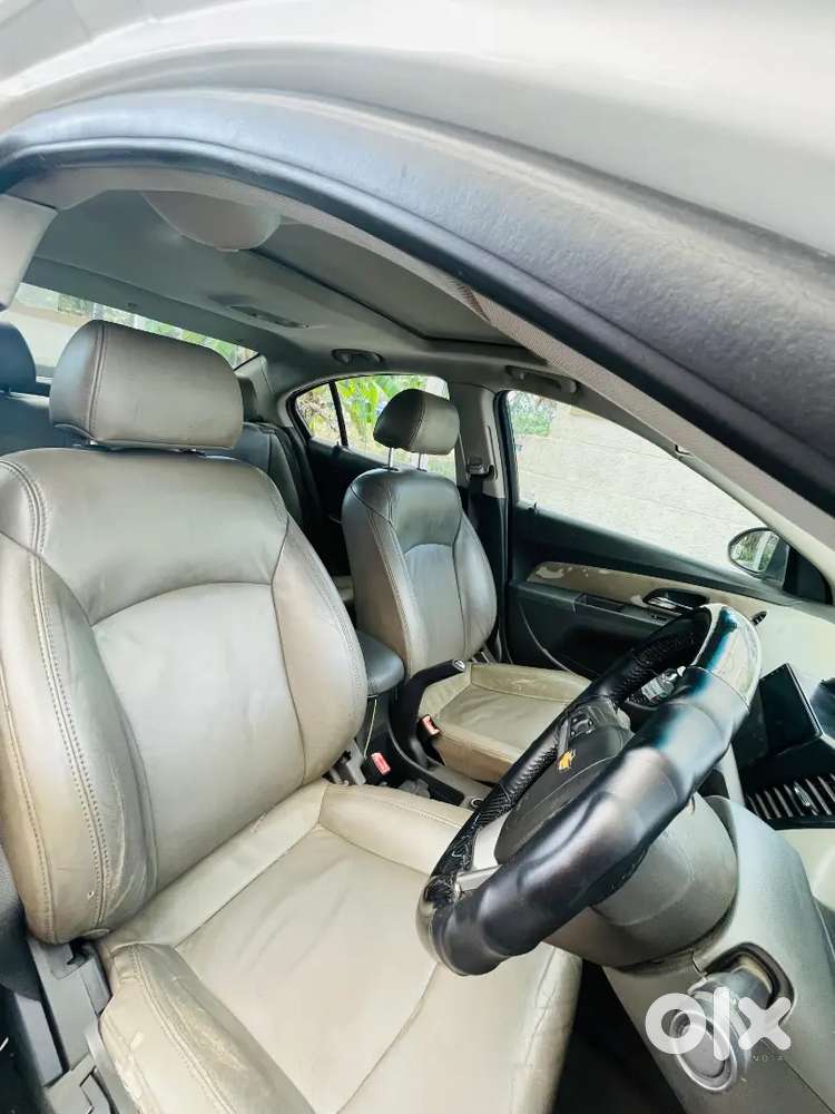 Chevrolet Cruze – Well Maintained
* Chevrolet Cruze Ltz 2010