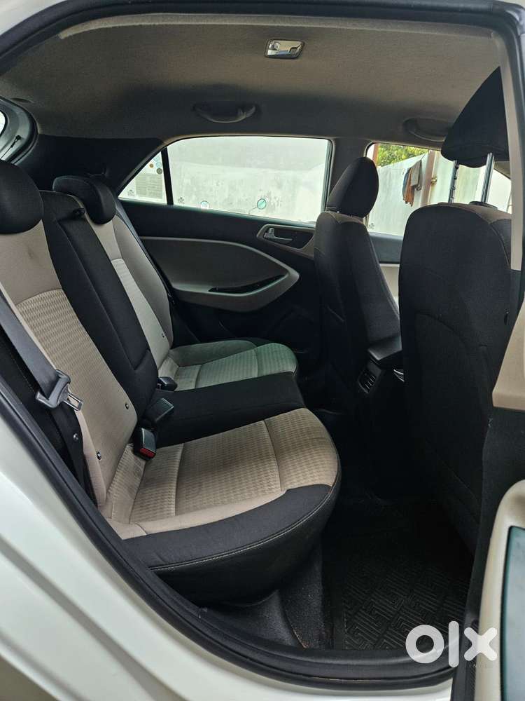 Hyundai Elite I20 1.2 Asta (o) Cvt, 2019, Petrol