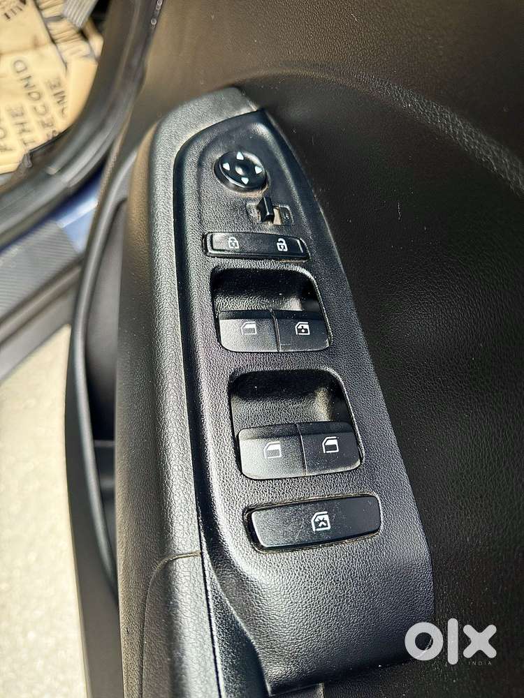 Hyundai Venue S 1.2 Petrol, 2020, Petrol