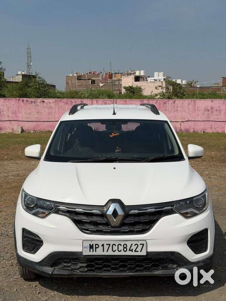 Renault Triber, 2021, Petrol