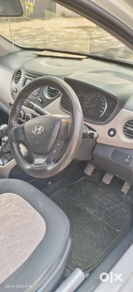 Hyundai Grand I10 2014 Petrol 60000 Km Driven