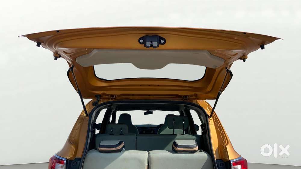 Renault Triber Rxl, 2020, Petrol