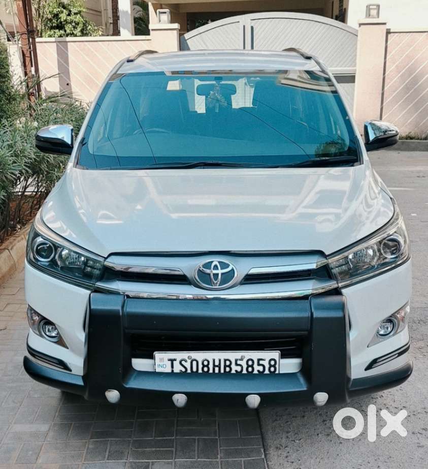 Toyota Innova Crysta