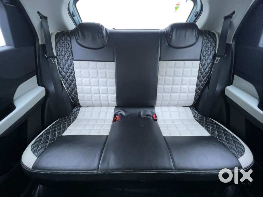 Tata Punch 1.2 Revotron Accomplished Dazzle Pack Amt, 2022, Petrol