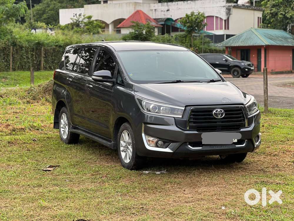 Toyota Innova Crysta 2.4 G Mt, 2016, Diesel