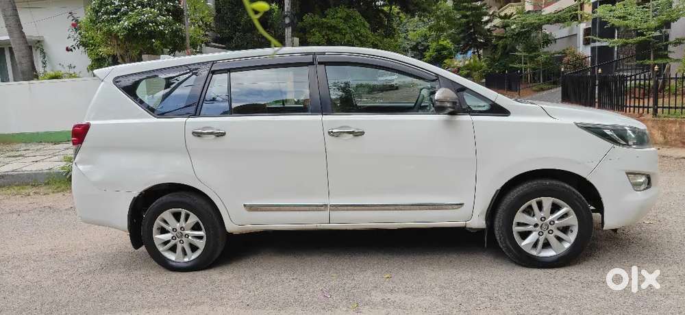Crysta 2018 G Variant Mt
