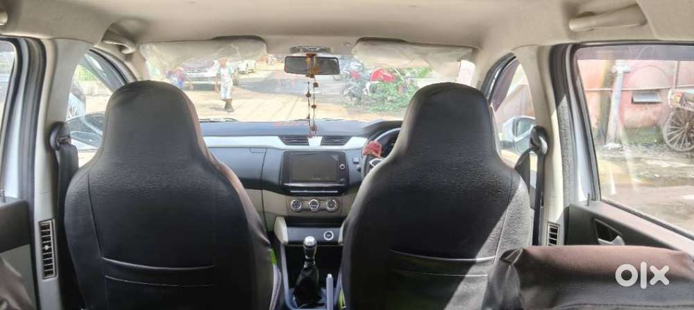 Renault Triber Rxz Easy-r Amt Urban Night Limited Edition, 2021, Cng..
