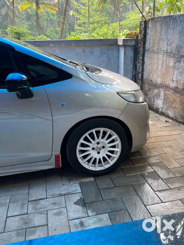 Honda Jazz Diesel Sv Mt 2016
