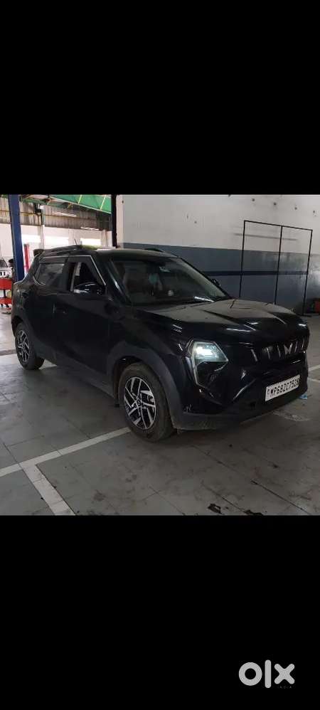 Mahindra Xuv 3xo October 2024