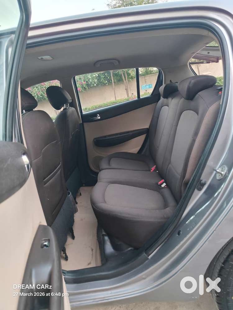 Hyundai I20 2012-2014 Sportz At 1.4, 2013, Cng & Hybrids