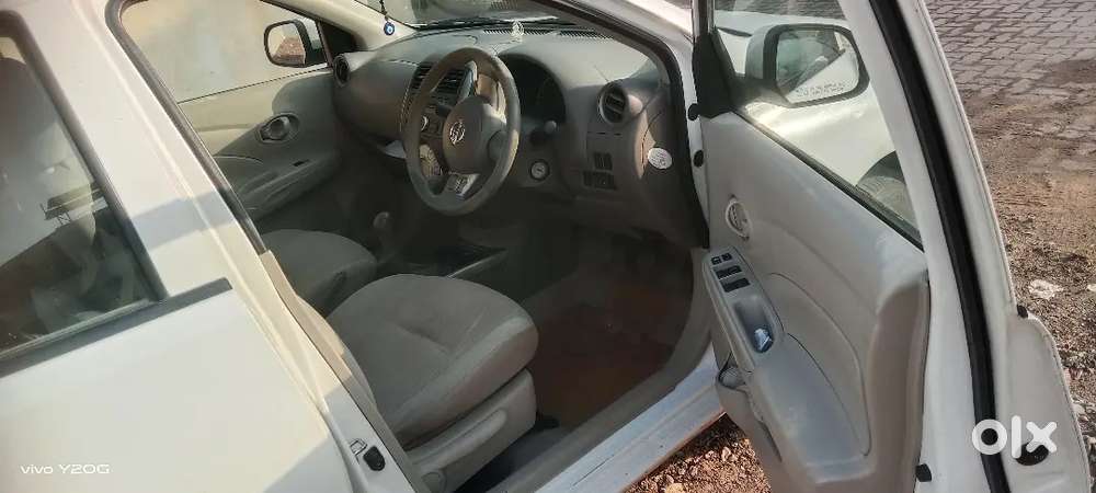 Nissan Sunny Diesel 2012