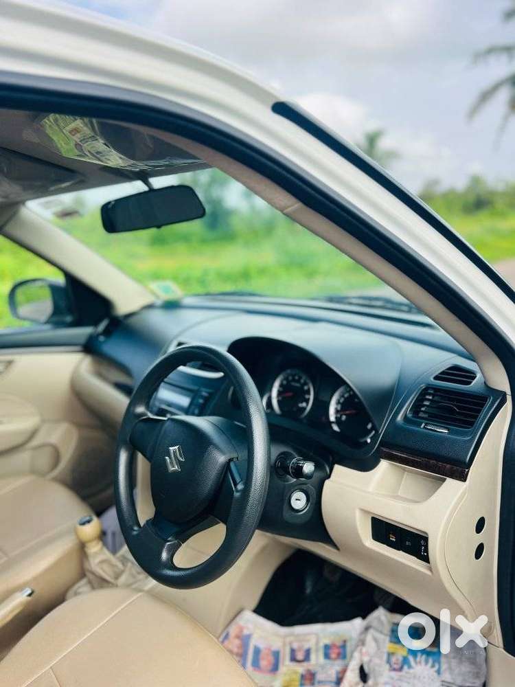 Maruti Suzuki Swift Dzire 1.2 Vxi Bsiv, 2014, Petrol