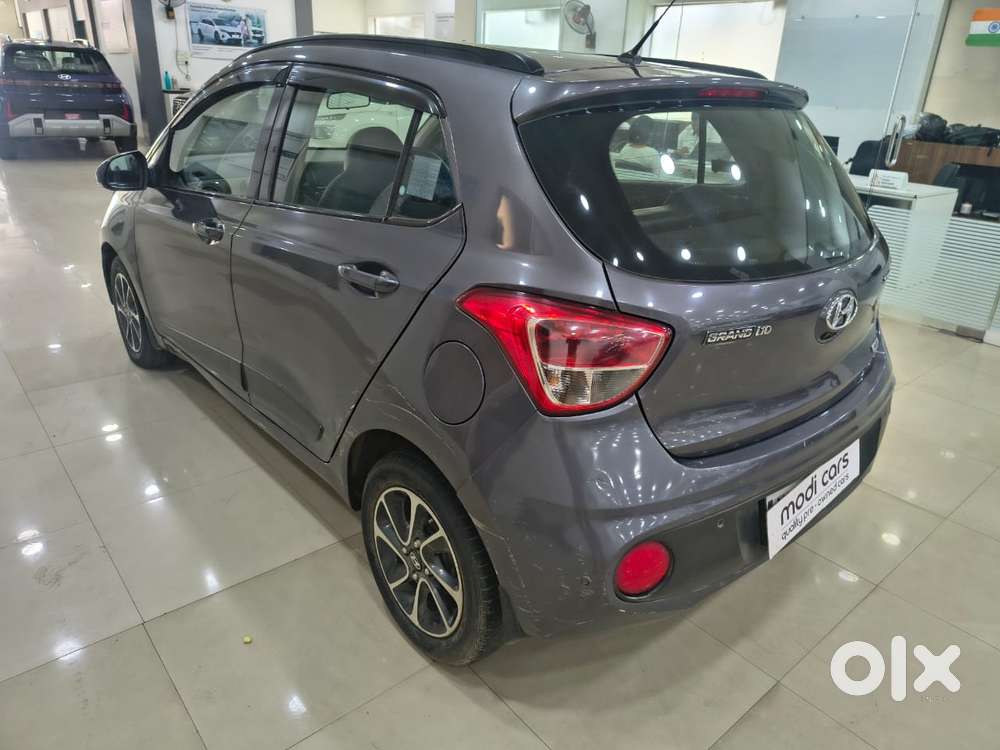 Hyundai Grand I10 Sportz (o) 1.2 At Vtvt, 2017, Petrol