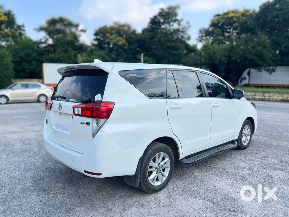 Toyota Innova Crysta 2.4 G Mt 7 Str, 2018, Diesel