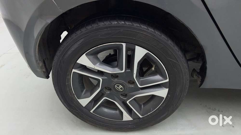 Tata Tiago Xza Plus, 2021, Petrol