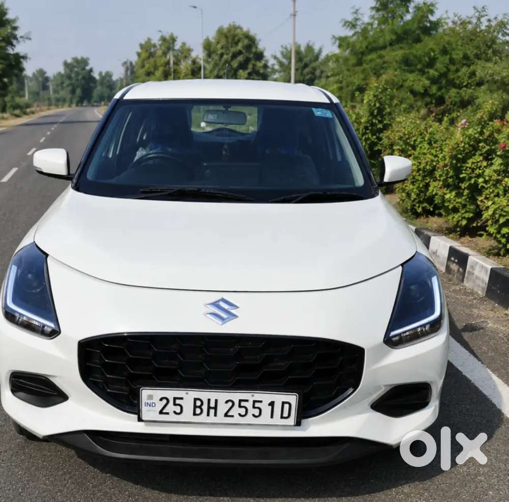Maruti Suzuki Swift Vxi 2025 (army No Bh) Brand New Condition