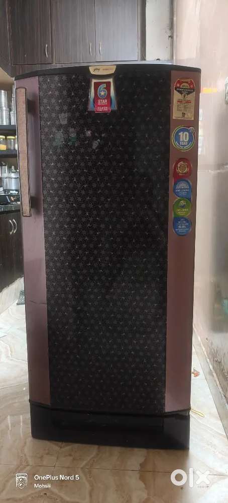 Selling refrigerator