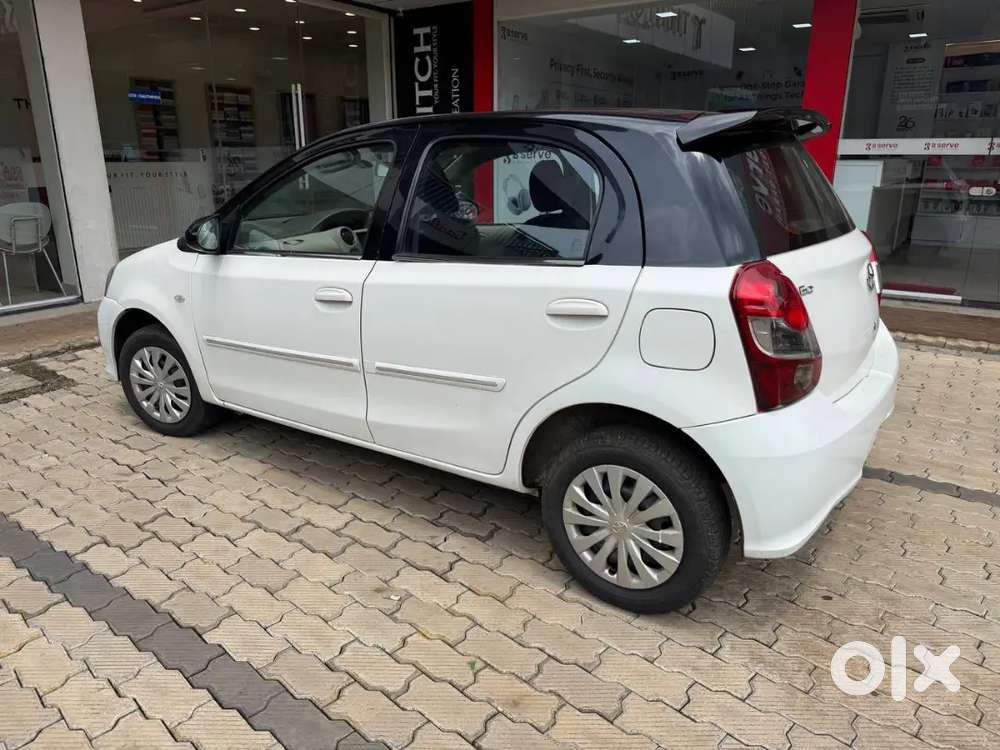 Toyota Etios Liva 2016