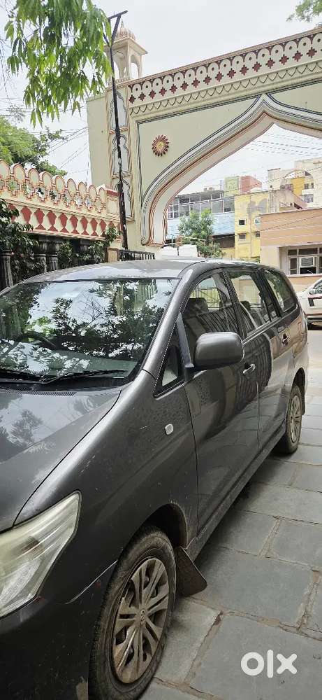 Toyota Innova 2012 Diesel Manual 8 Seater 1st Party Insurance
