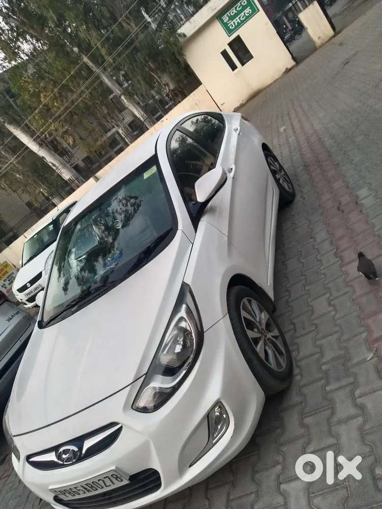 Hyundai 76819verna80595 Crdi 1.6 Sx Diesel 2014