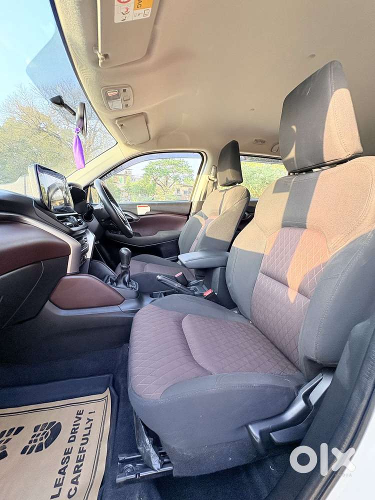 Maruti Suzuki Grand Vitara 1.5 Delta Cng, 2024, Cng & Hybrids