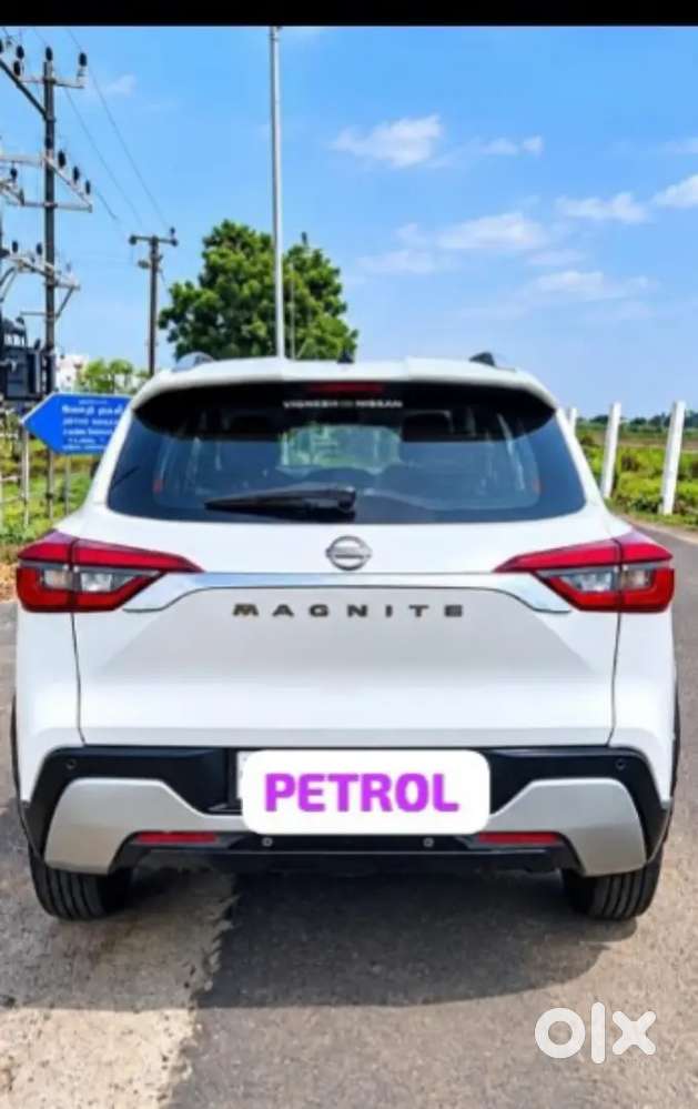 Nissan Magnite 1.0 Xv 2022 Petrol