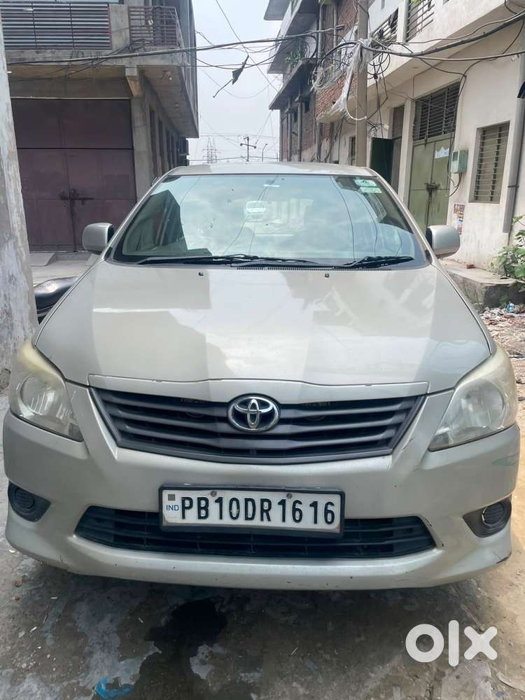 Toyota Innova Diesel 2013