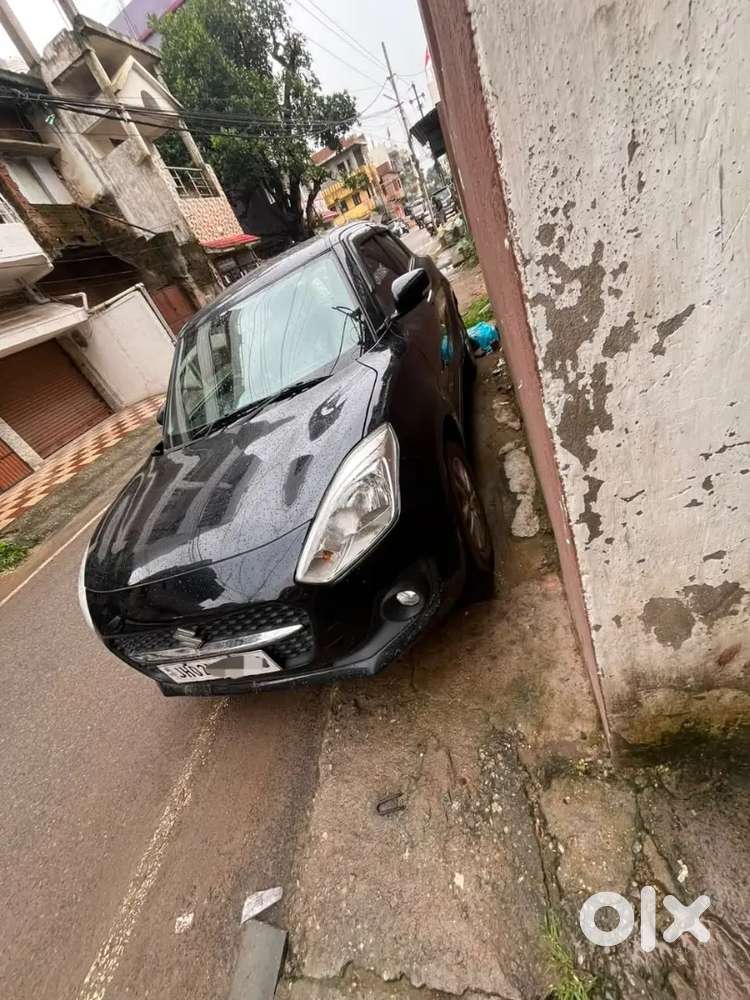 Maruti Suzuki Swift 1.3 Zxi 2023