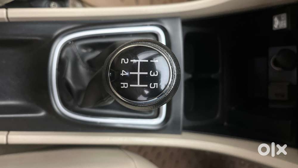 Maruti Suzuki Ciaz 1.5 Alpha Shvs Petrol, 2019, Petrol